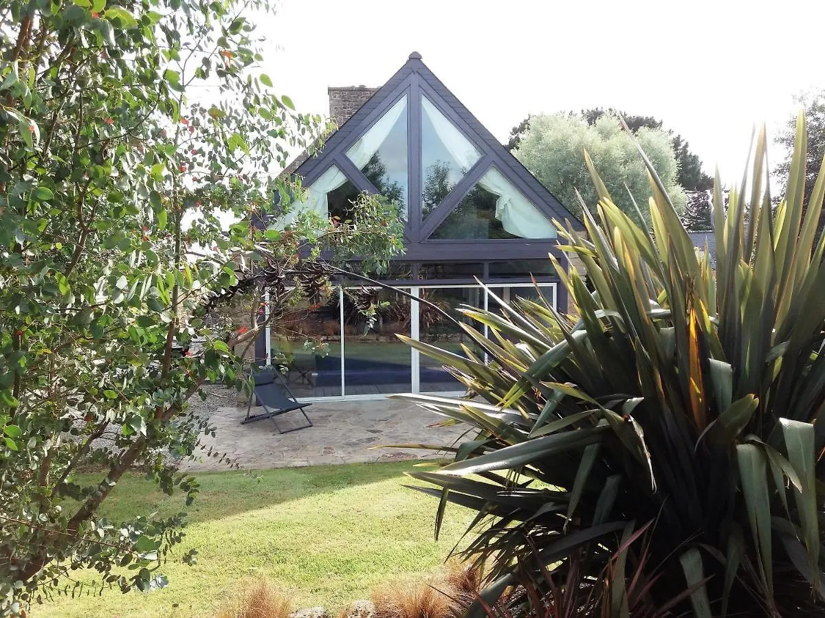 Villa Marine Plouguin 0*,