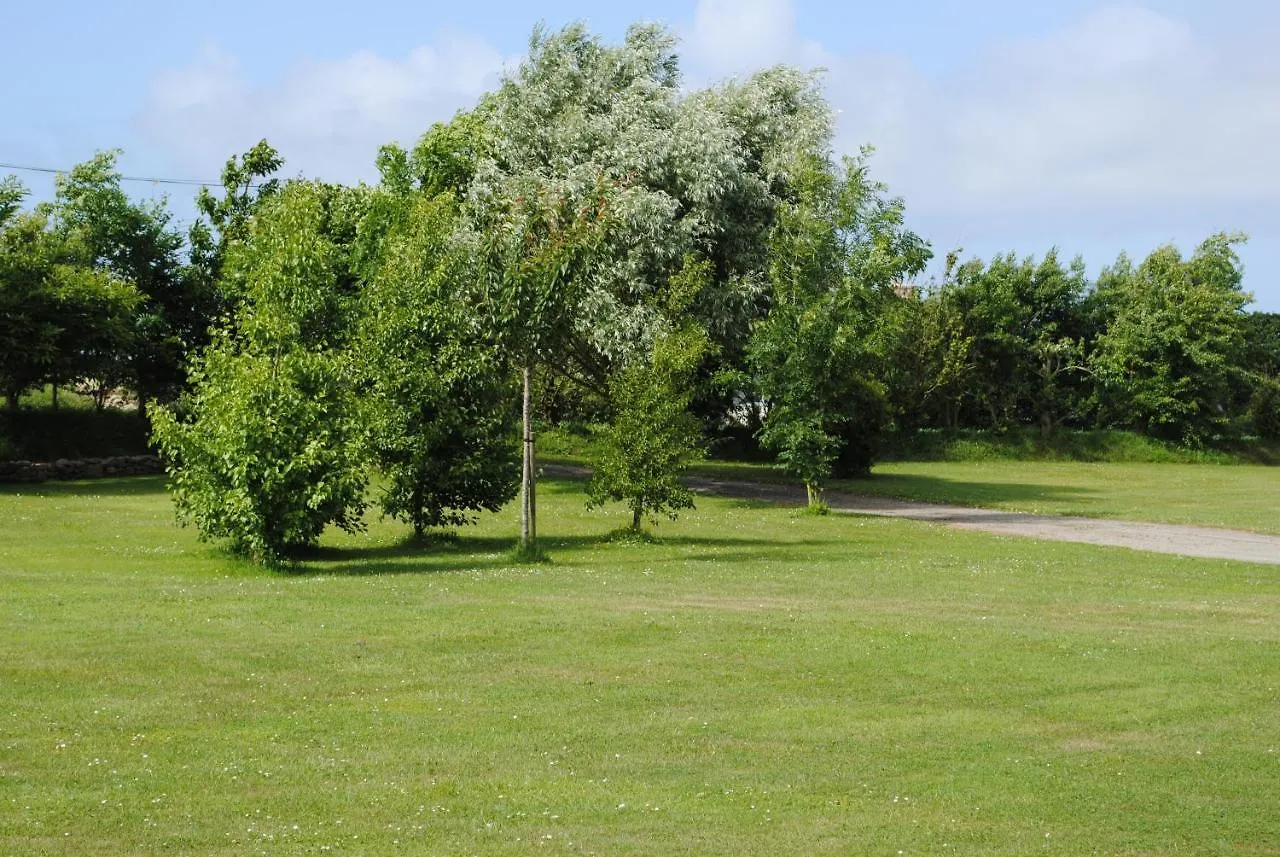 Villa Marine Plouguin 0*,